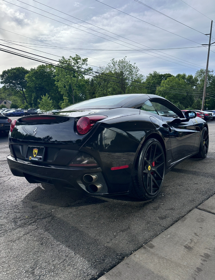 Ferrari California 2dr Conv 2010