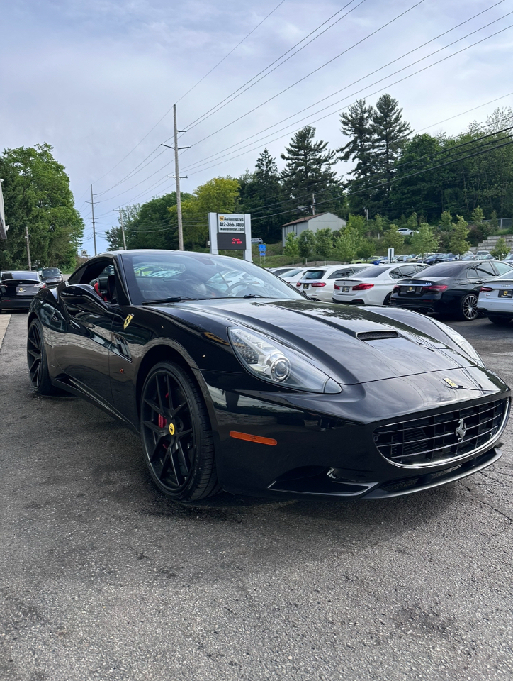 Ferrari California 2dr Conv 2010
