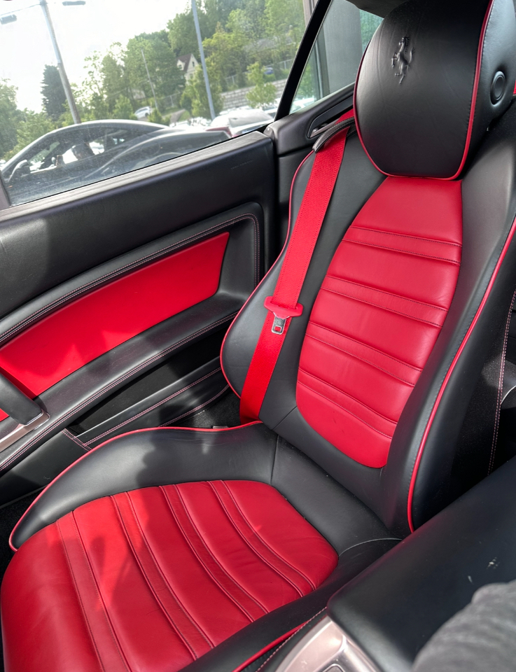 Ferrari California 2dr Conv 2010