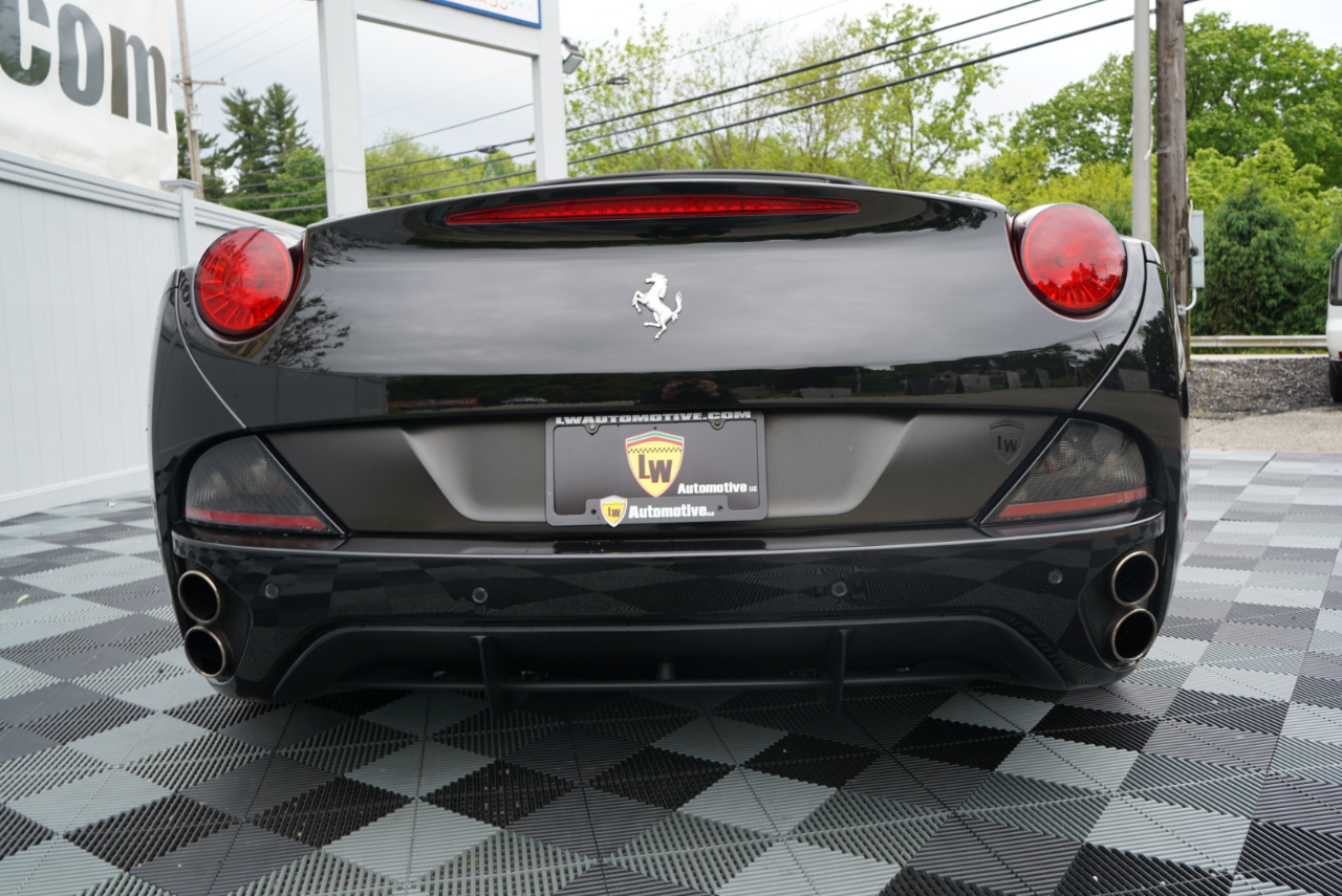 Ferrari California 2dr Conv 2010