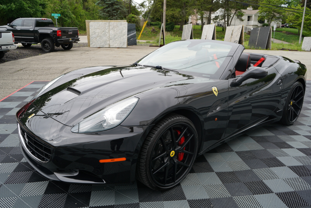 Ferrari California 2dr Conv 2010