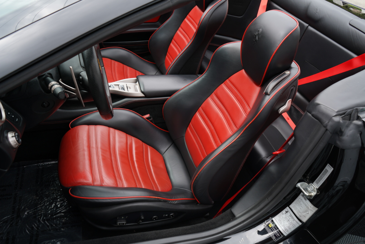 Ferrari California 2dr Conv 2010