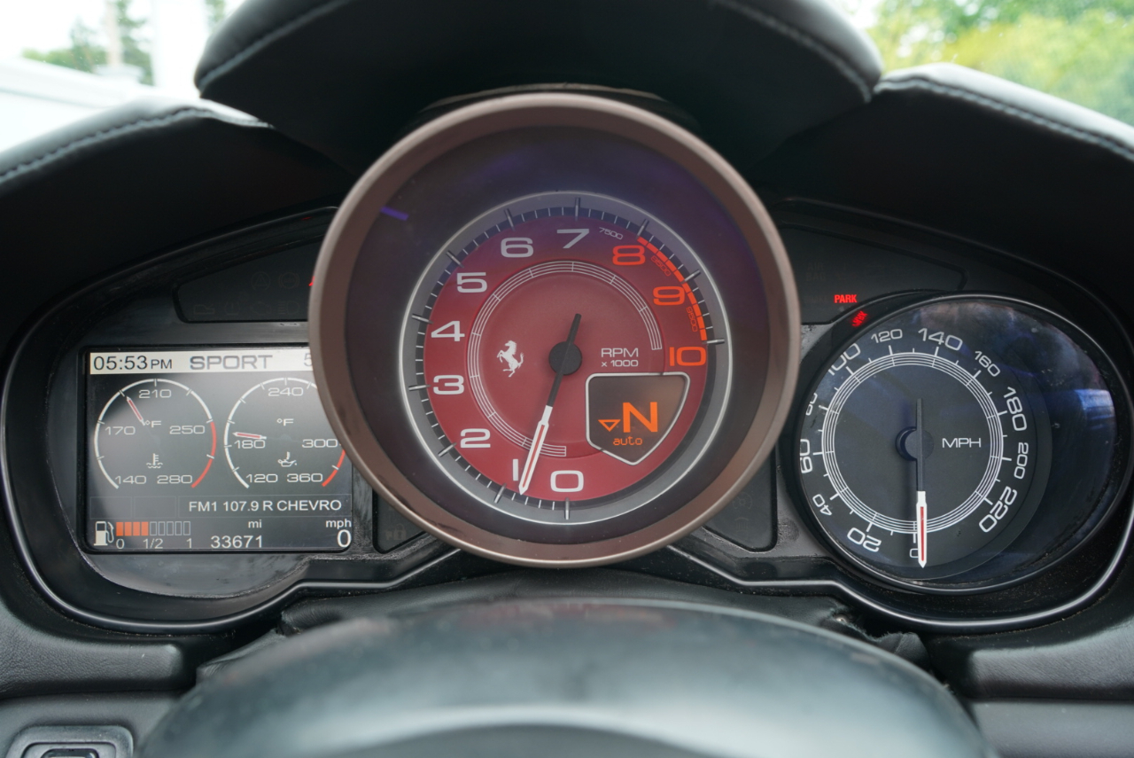 Ferrari California 2dr Conv 2010