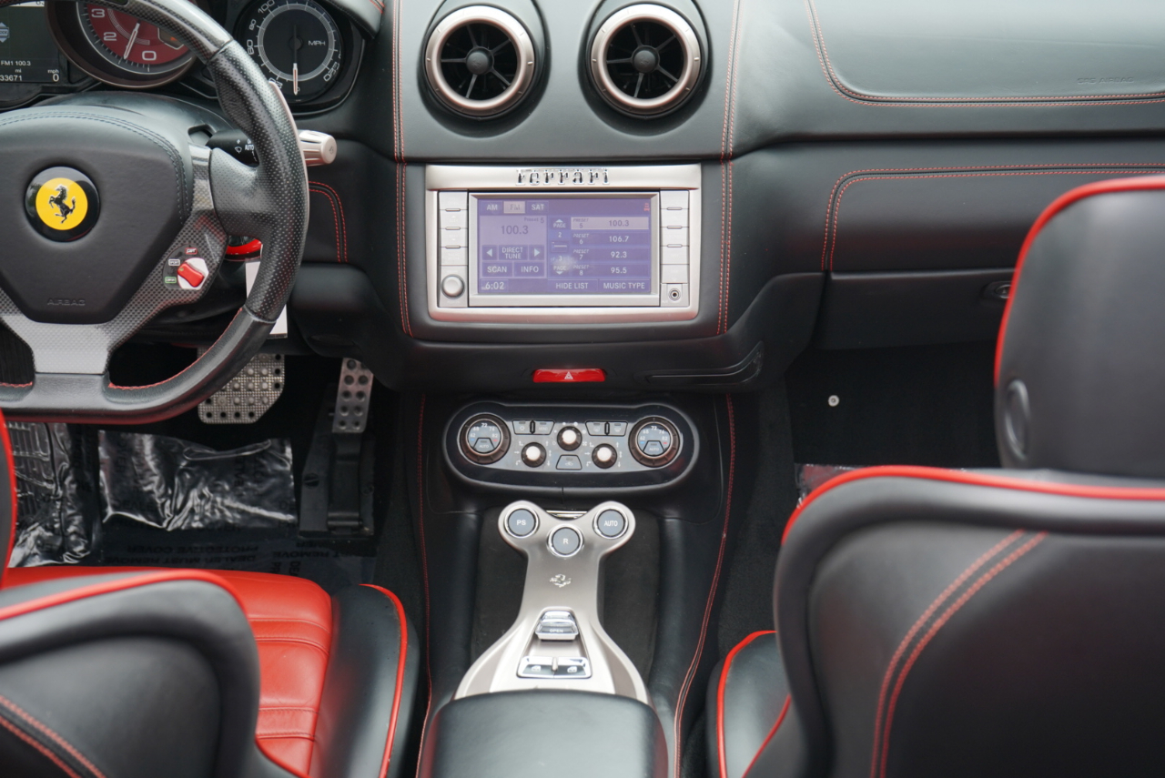Ferrari California 2dr Conv 2010
