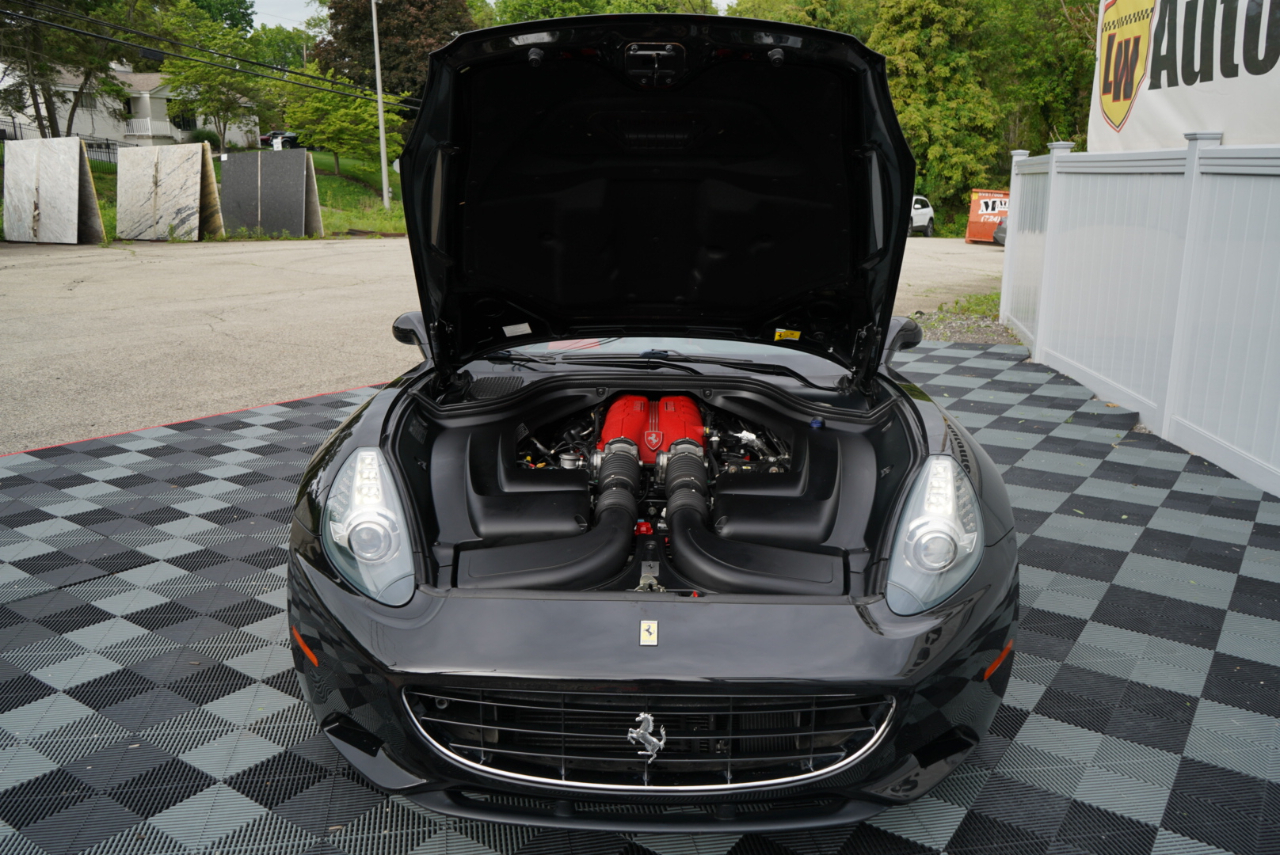 Ferrari California 2dr Conv 2010