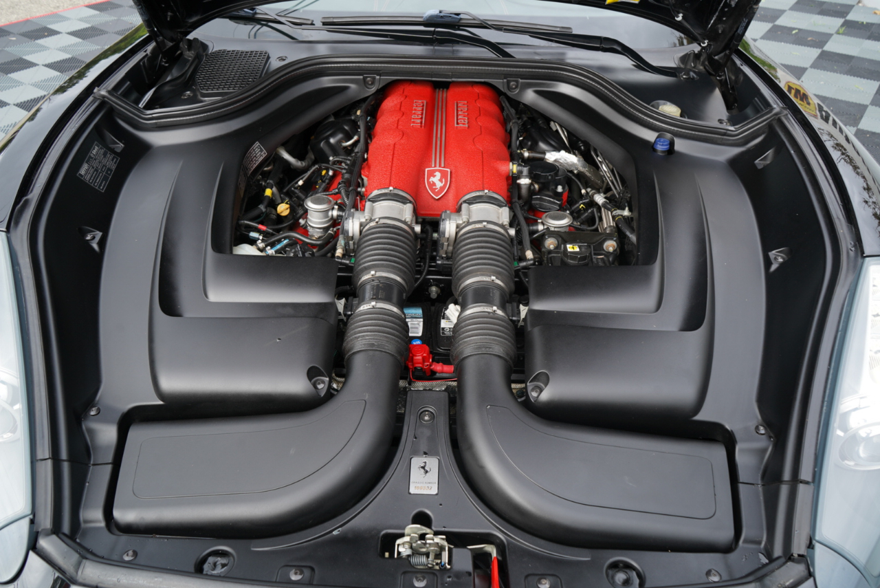 Ferrari California 2dr Conv 2010