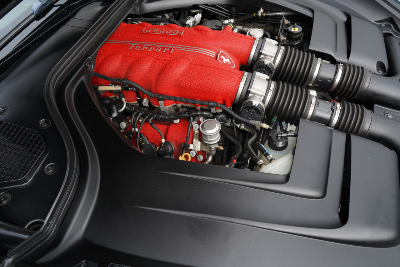 Ferrari California 2dr Conv 2010