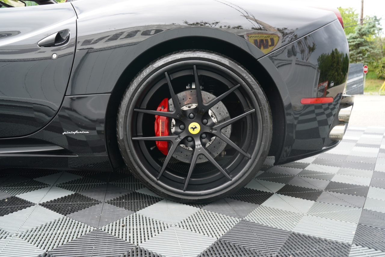Ferrari California 2dr Conv 2010