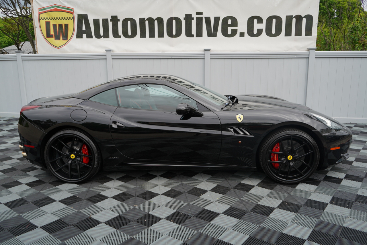 Ferrari California 2dr Conv 2010