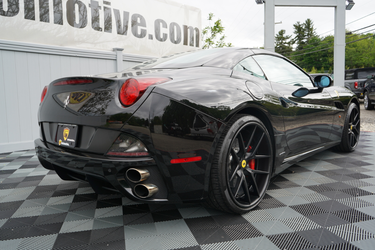 Ferrari California 2dr Conv 2010
