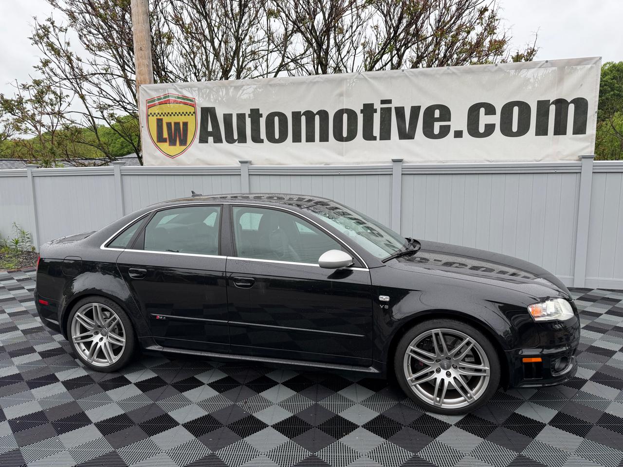 Audi RS 4 4dr Sdn 2008