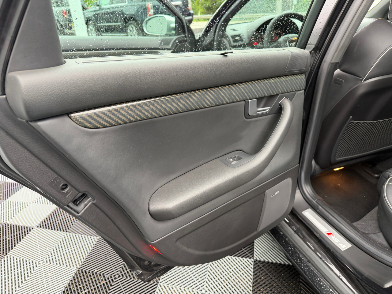 Audi RS 4 4dr Sdn 2008