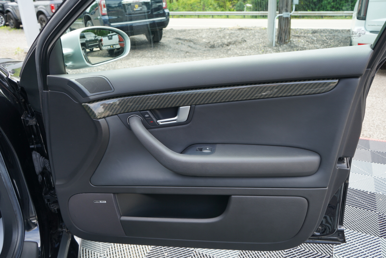 Audi RS 4 4dr Sdn 2008