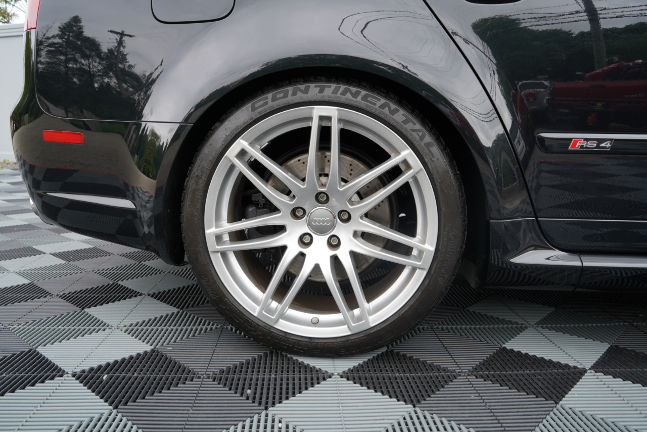 Audi RS 4 4dr Sdn 2008