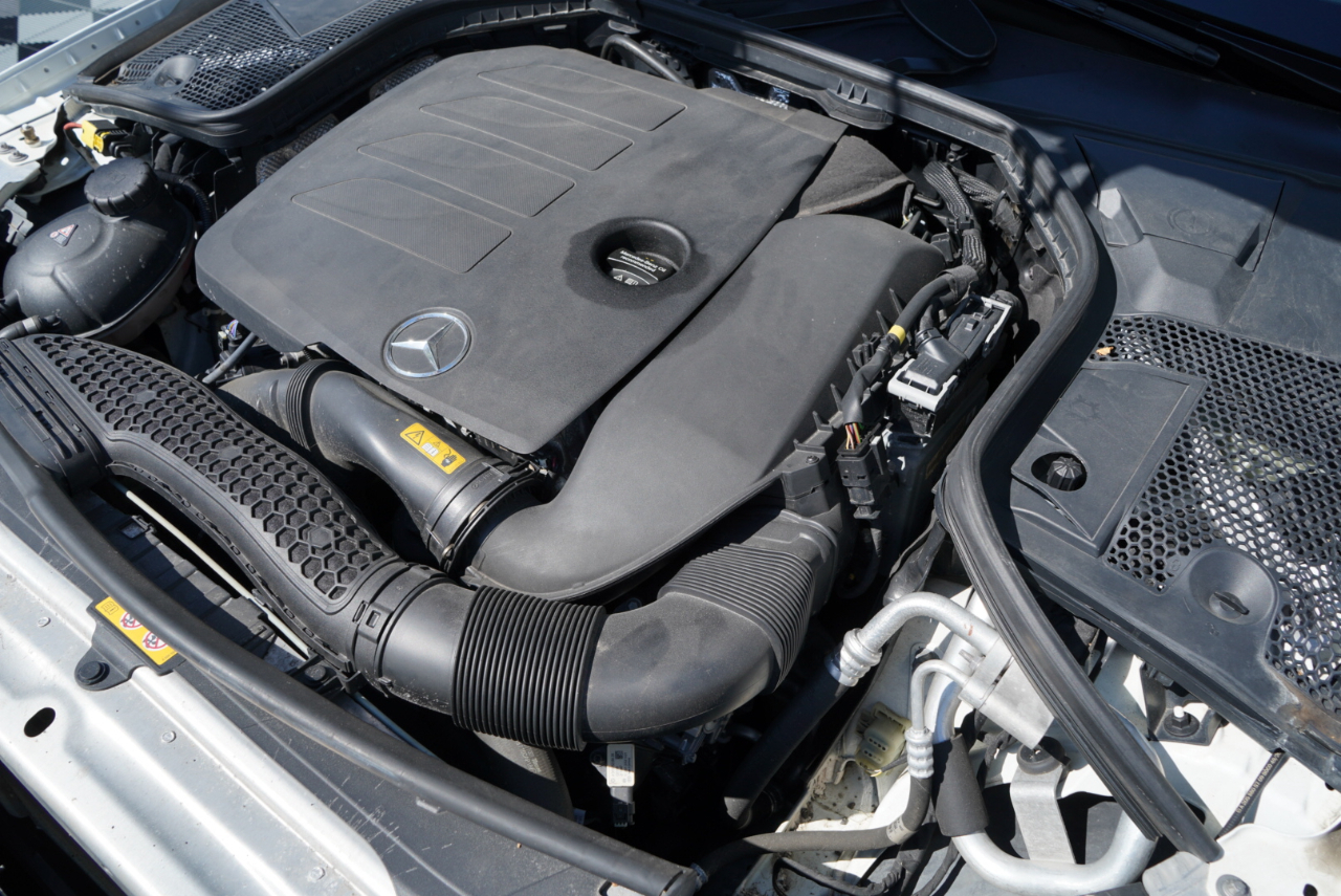 Mercedes-Benz C-Class C 300 4MATIC Sedan 2021