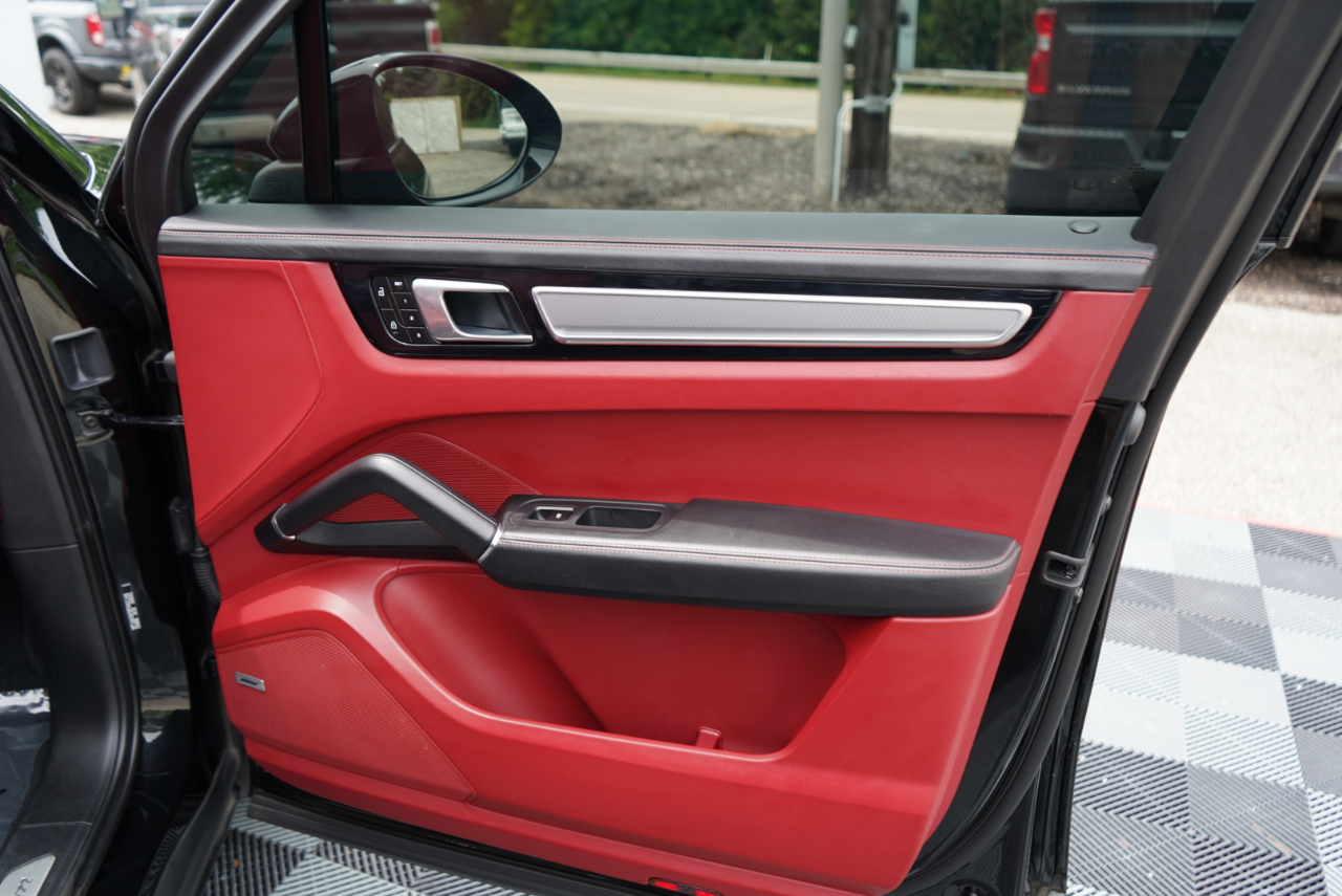 Porsche Cayenne AWD 2023