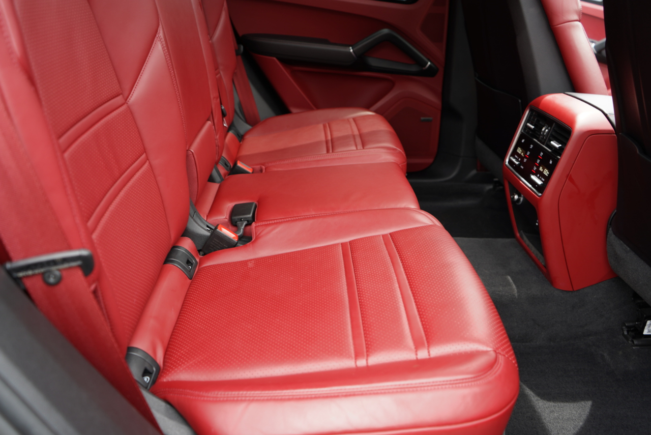 Porsche Cayenne AWD 2023