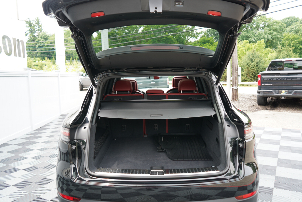 Porsche Cayenne AWD 2023