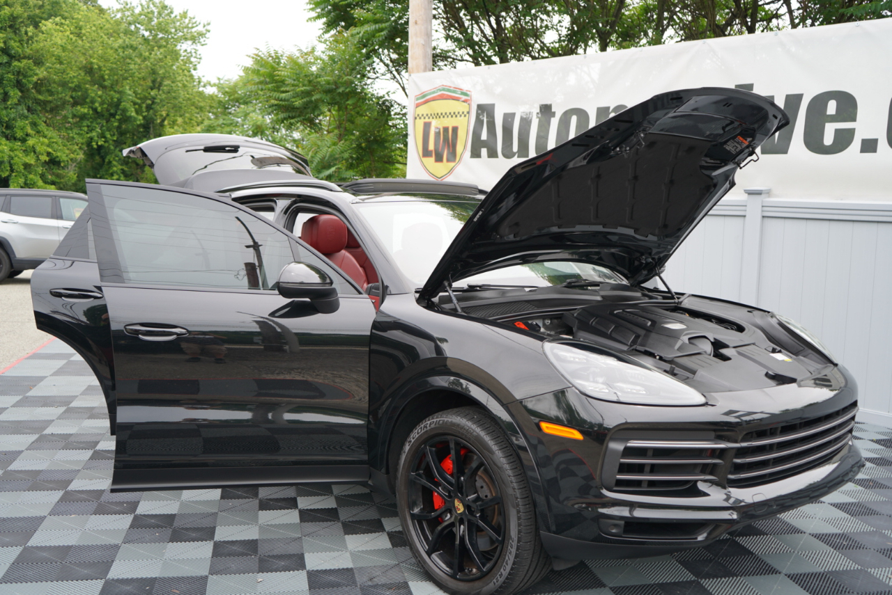 Porsche Cayenne AWD 2023