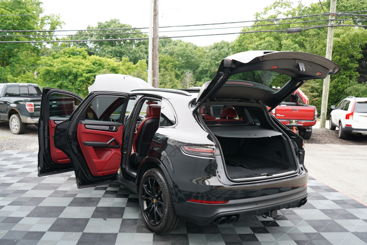 Porsche Cayenne AWD 2023