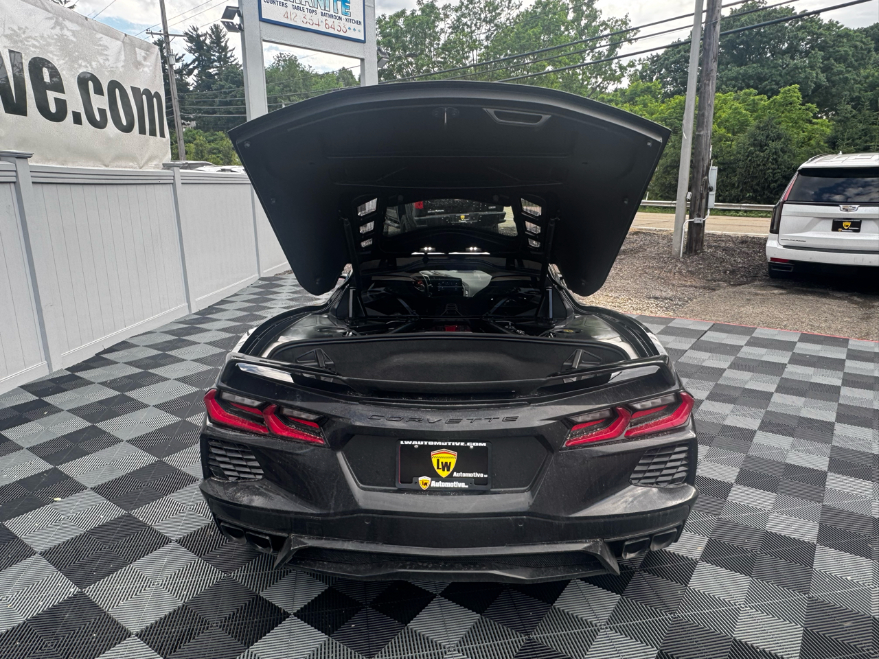 Chevrolet Corvette 2dr Stingray Cpe w/2LT 2024