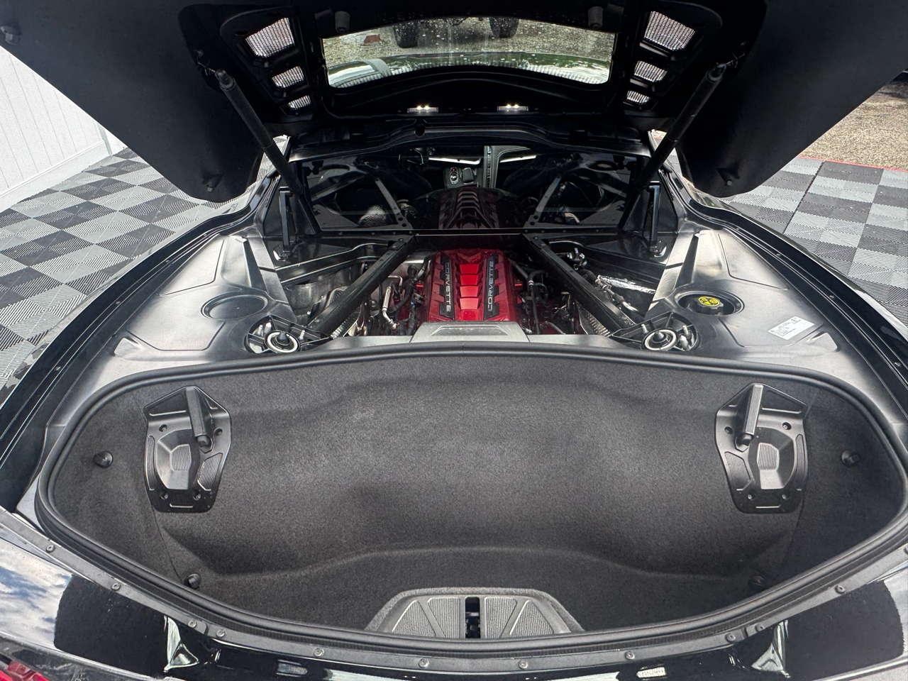 Chevrolet Corvette 2dr Stingray Cpe w/2LT 2024