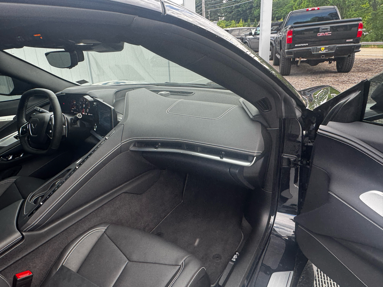 Chevrolet Corvette 2dr Stingray Cpe w/2LT 2024