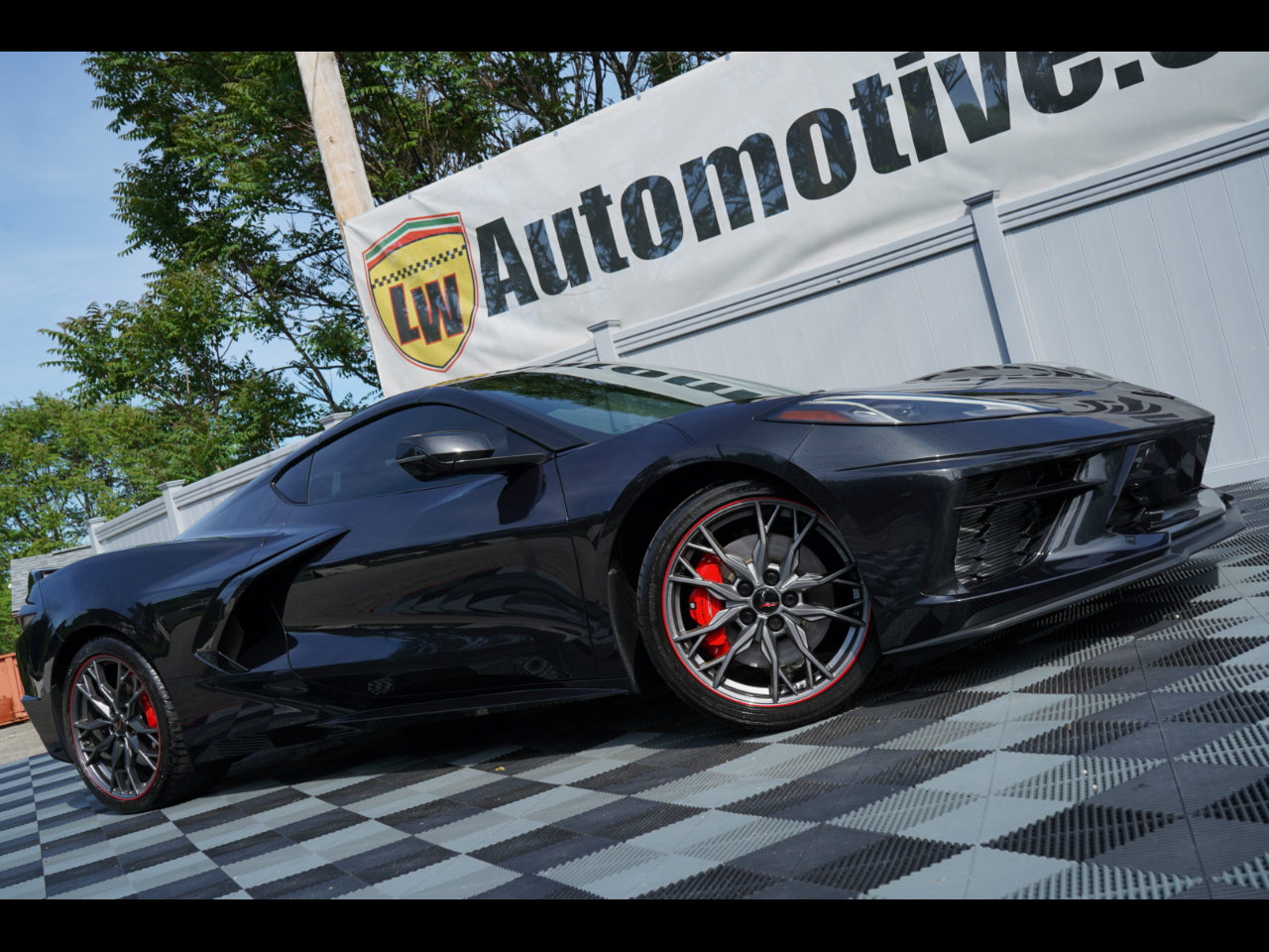 Chevrolet Corvette 2dr Stingray Cpe w/2LT 2024