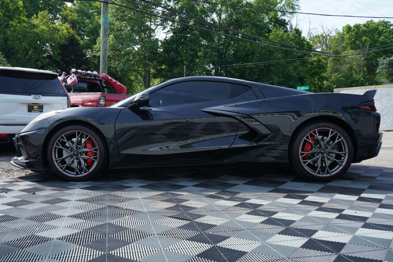 Chevrolet Corvette 2dr Stingray Cpe w/2LT 2024