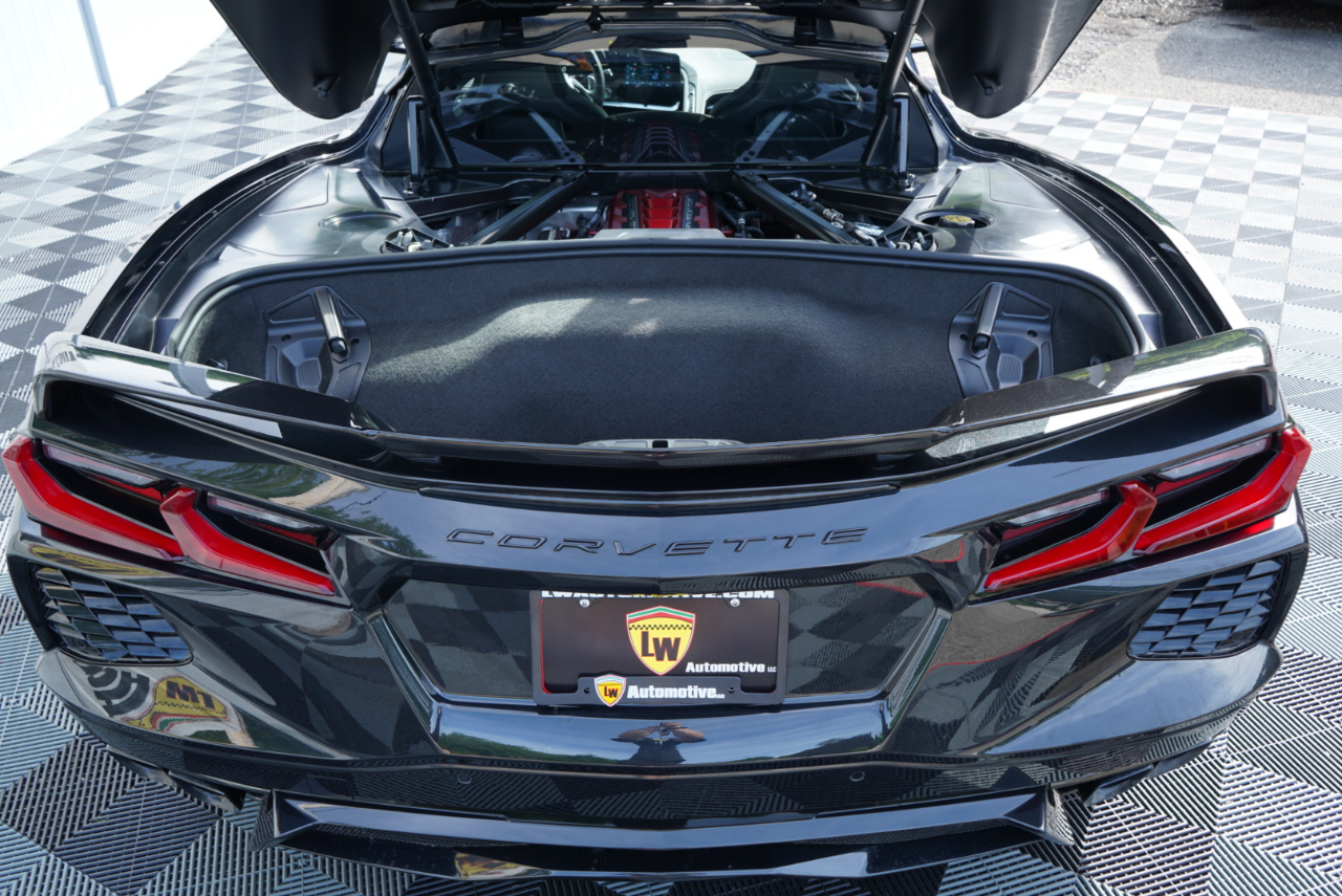 Chevrolet Corvette 2dr Stingray Cpe w/2LT 2024