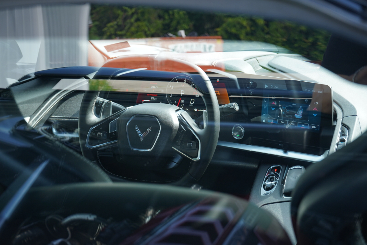 Chevrolet Corvette 2dr Stingray Cpe w/2LT 2024