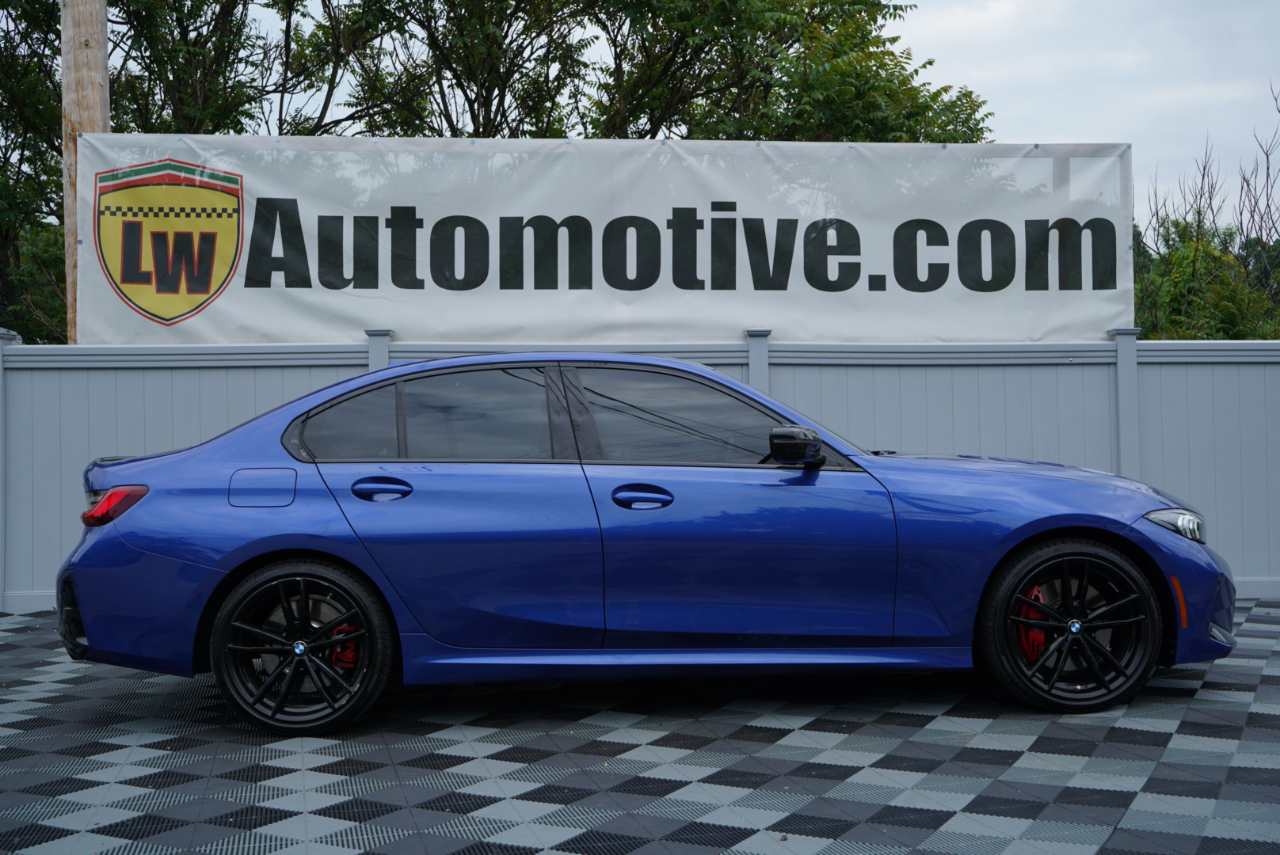 BMW 3 Series 330i xDrive Sedan 2023