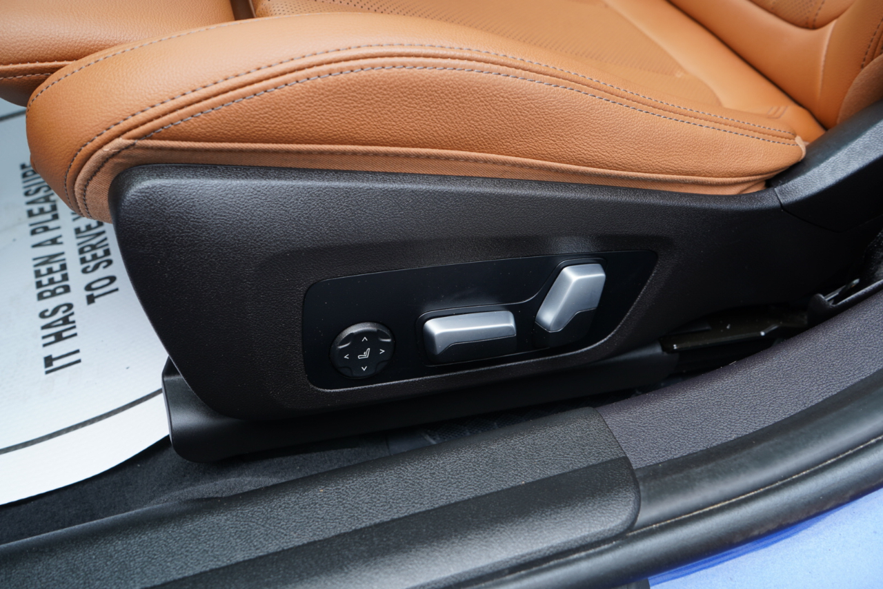 BMW 3 Series 330i xDrive Sedan 2023