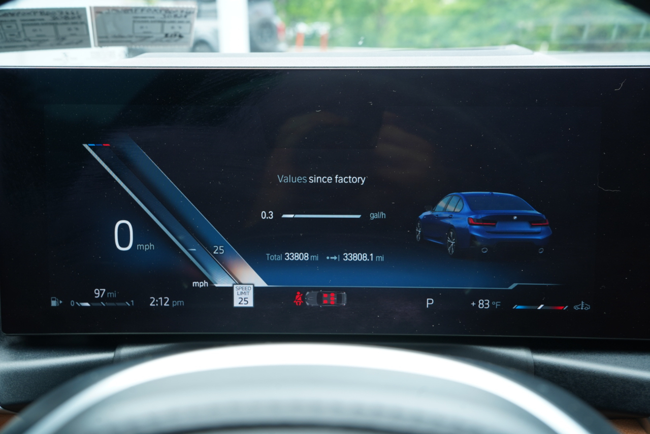 BMW 3 Series 330i xDrive Sedan 2023
