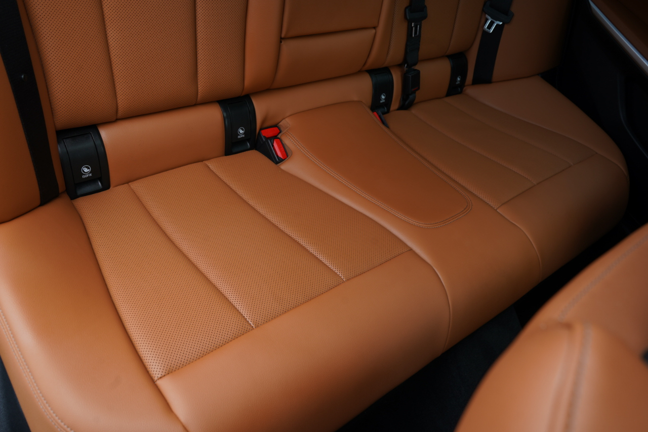 BMW 3 Series 330i xDrive Sedan 2023