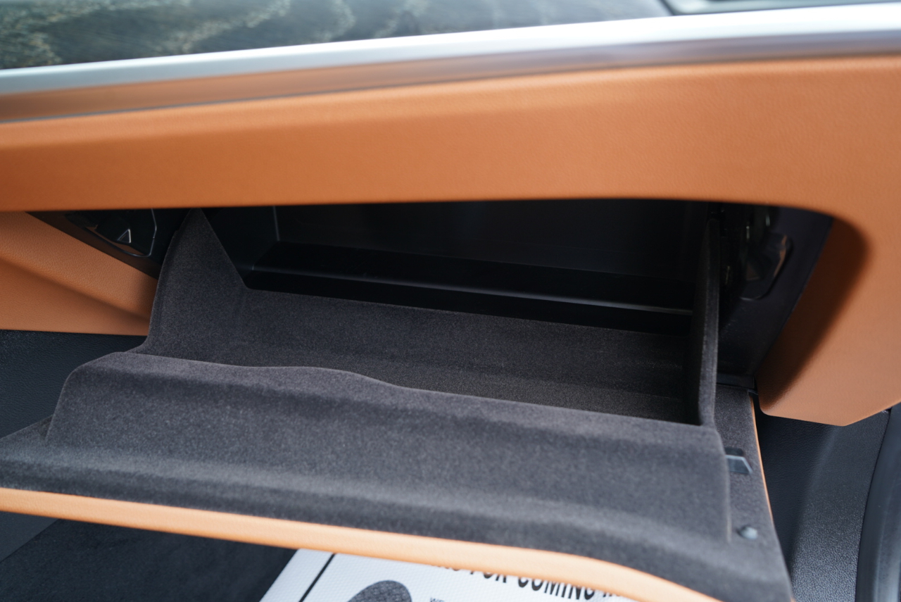 BMW 3 Series 330i xDrive Sedan 2023