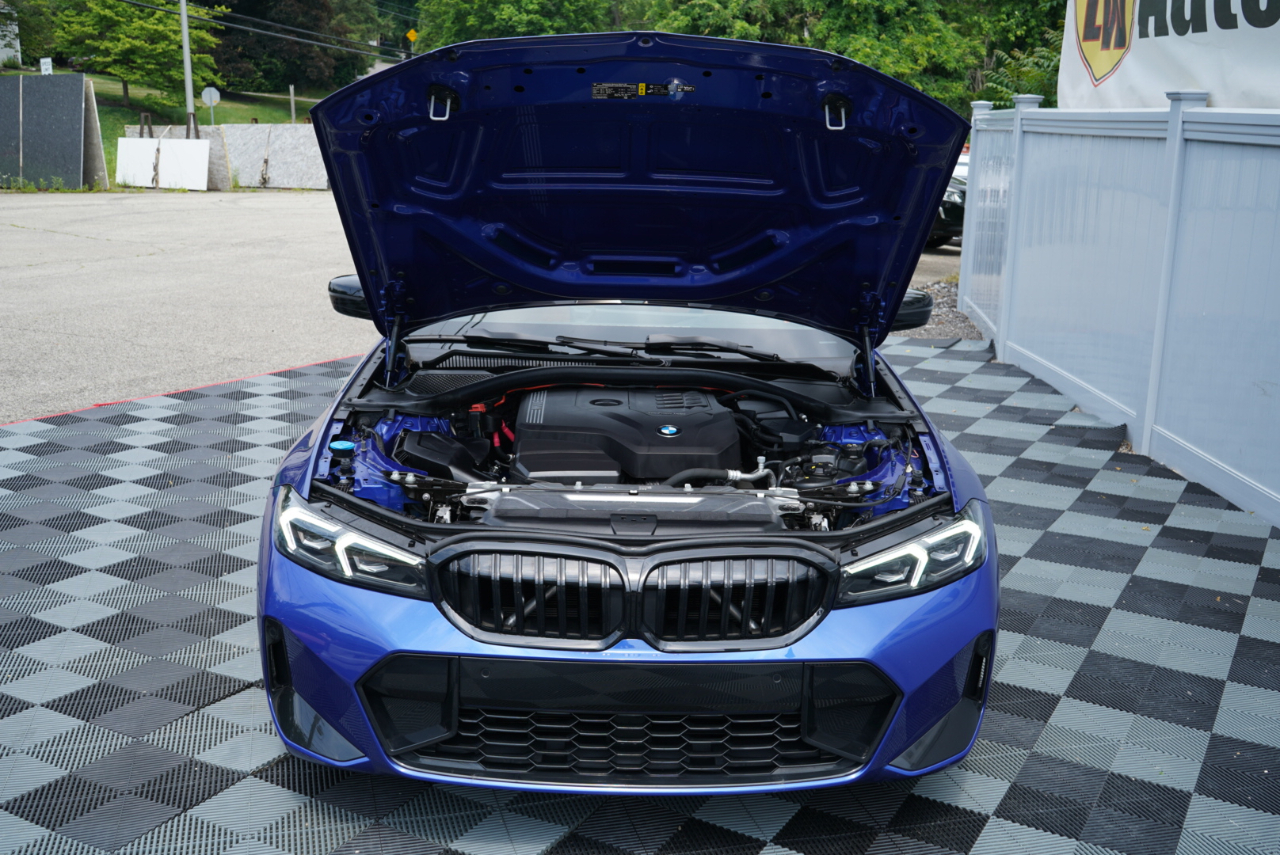 BMW 3 Series 330i xDrive Sedan 2023