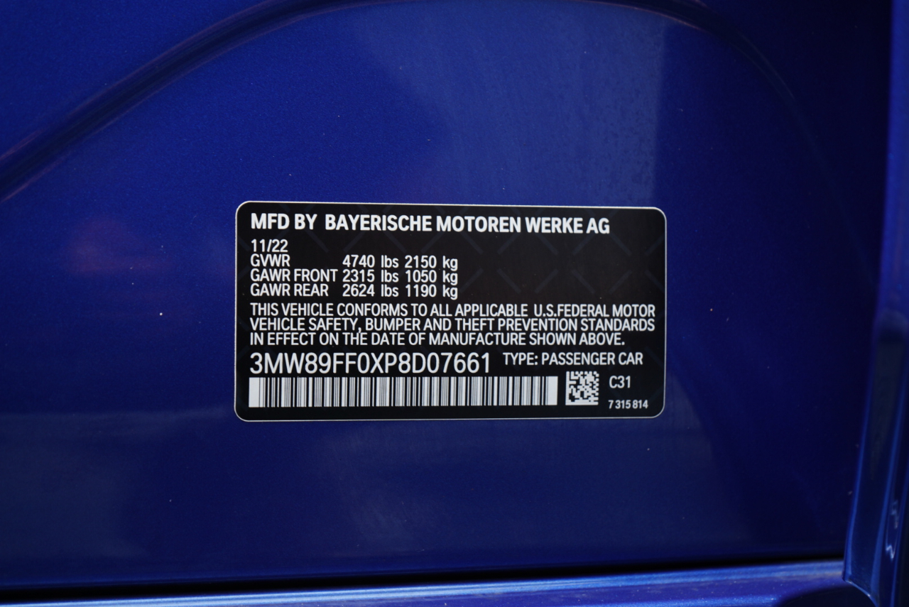 BMW 3 Series 330i xDrive Sedan 2023