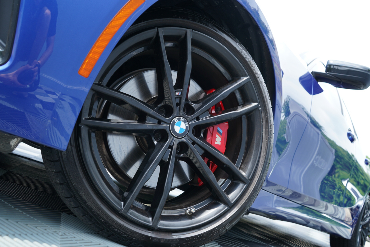 BMW 3 Series 330i xDrive Sedan 2023