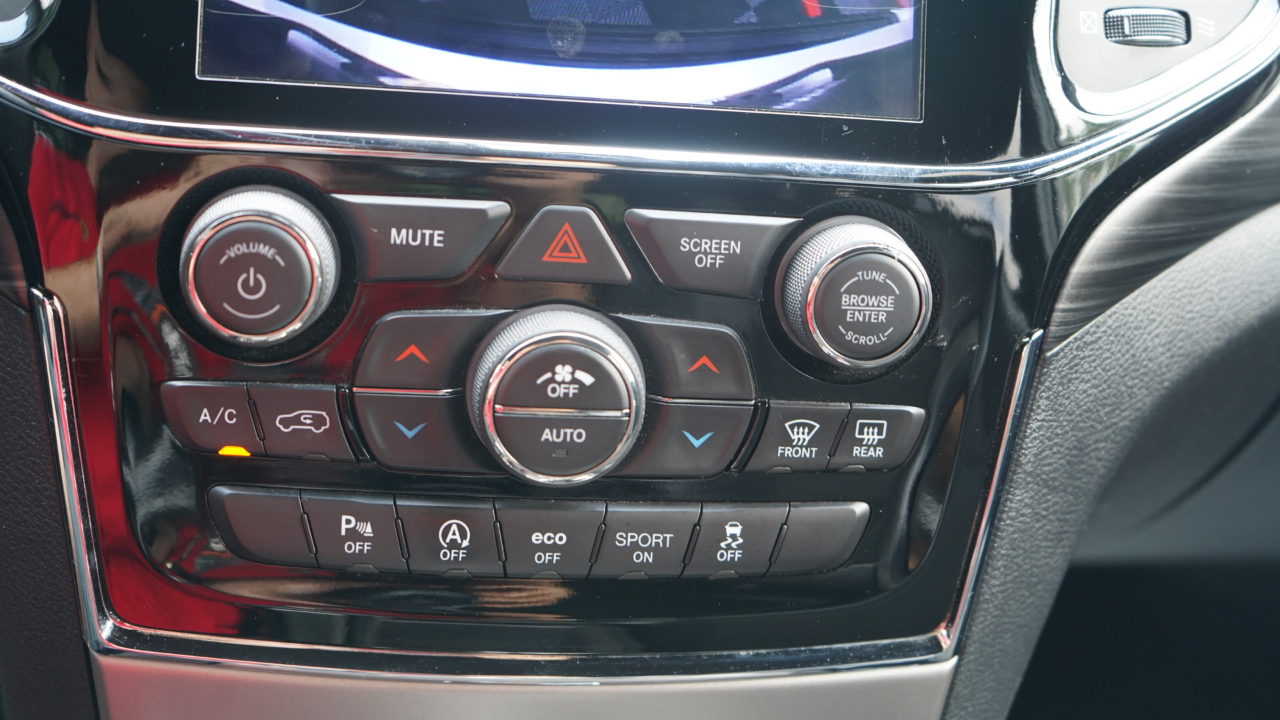 Jeep Grand Cherokee Altitude 4x4 2019