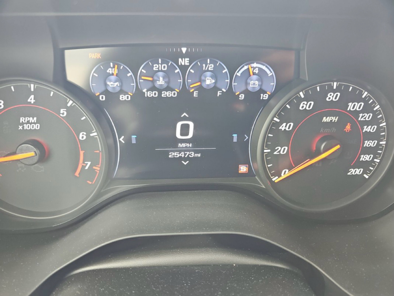Chevrolet Camaro 2dr Cpe 1SS 2022
