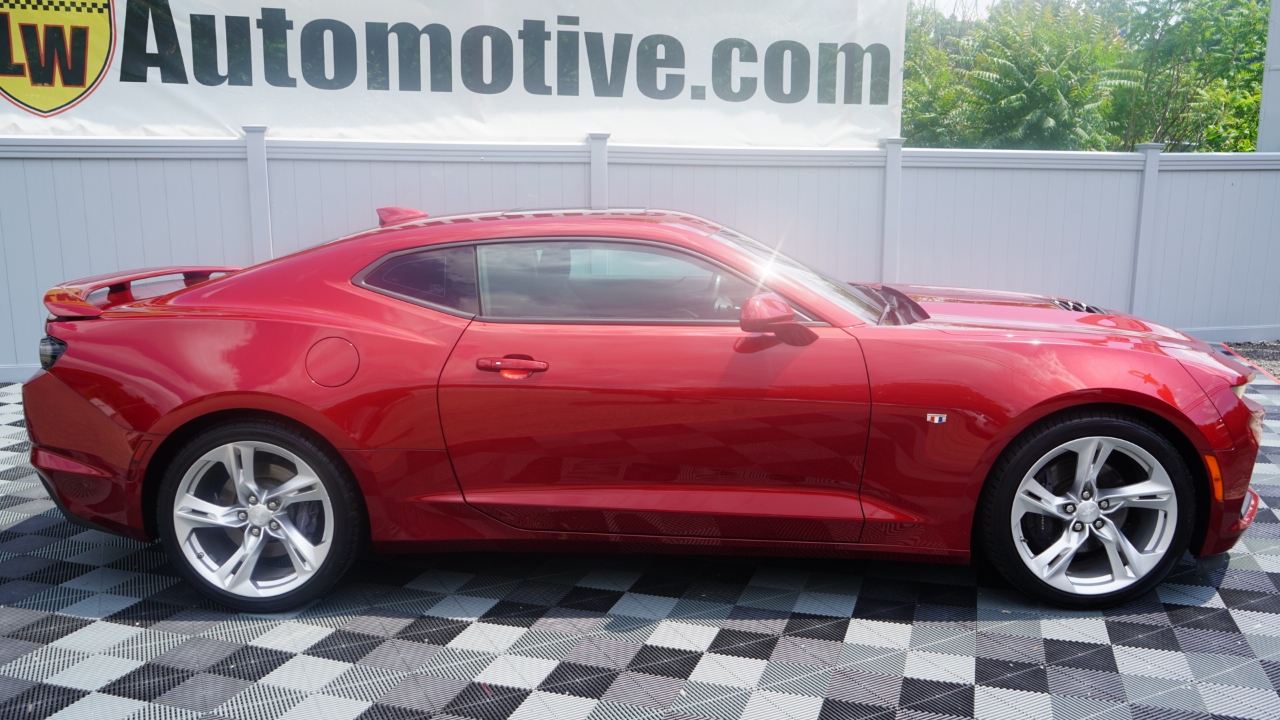 Chevrolet Camaro 2dr Cpe 1SS 2022