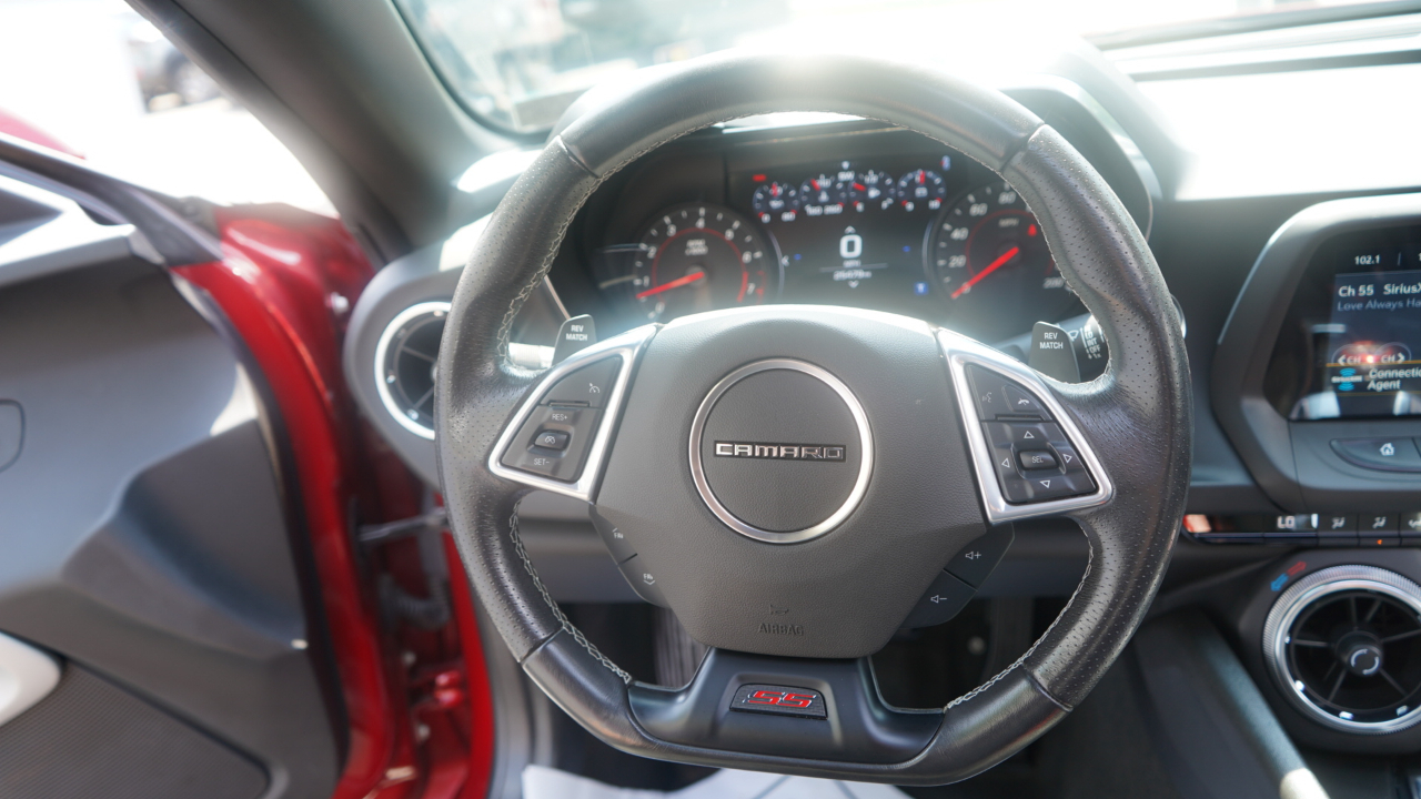 Chevrolet Camaro 2dr Cpe 1SS 2022