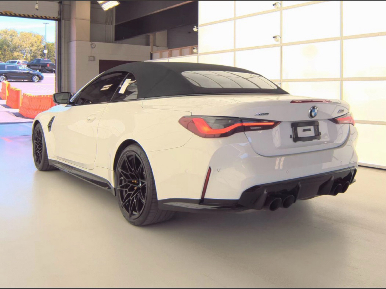 BMW M4 Competition xDrive Convertible 2024