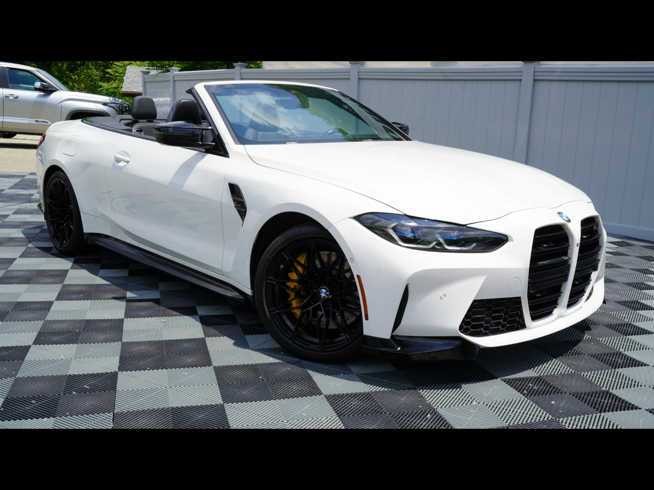 BMW M4 Competition xDrive Convertible 2024