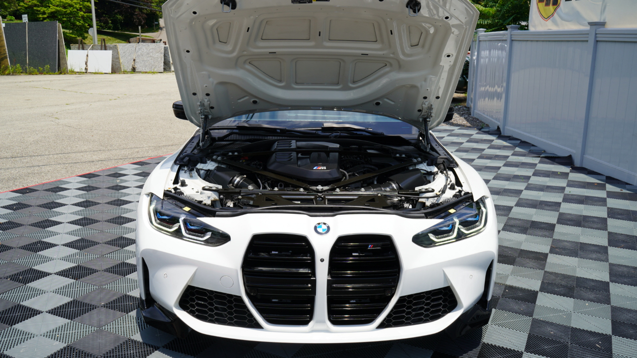 BMW M4 Competition xDrive Convertible 2024