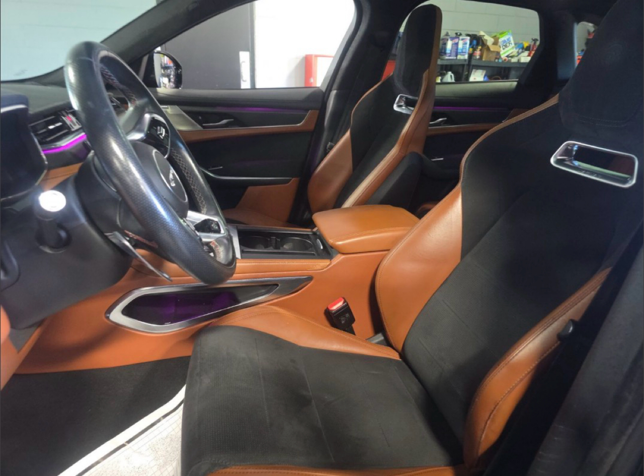 Jaguar F-Pace SVR AWD 2021