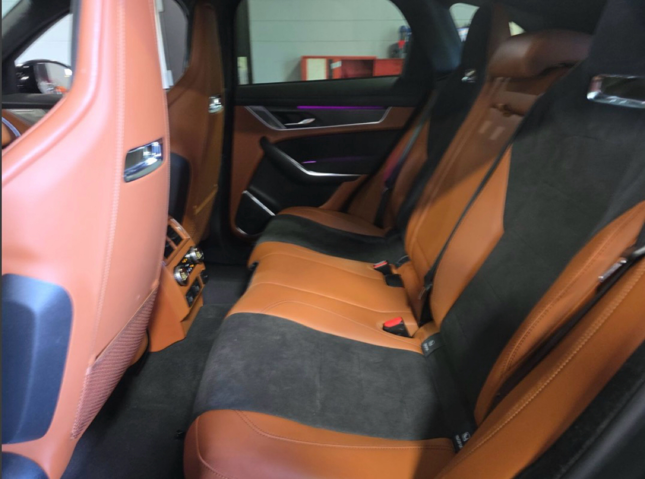 Jaguar F-Pace SVR AWD 2021