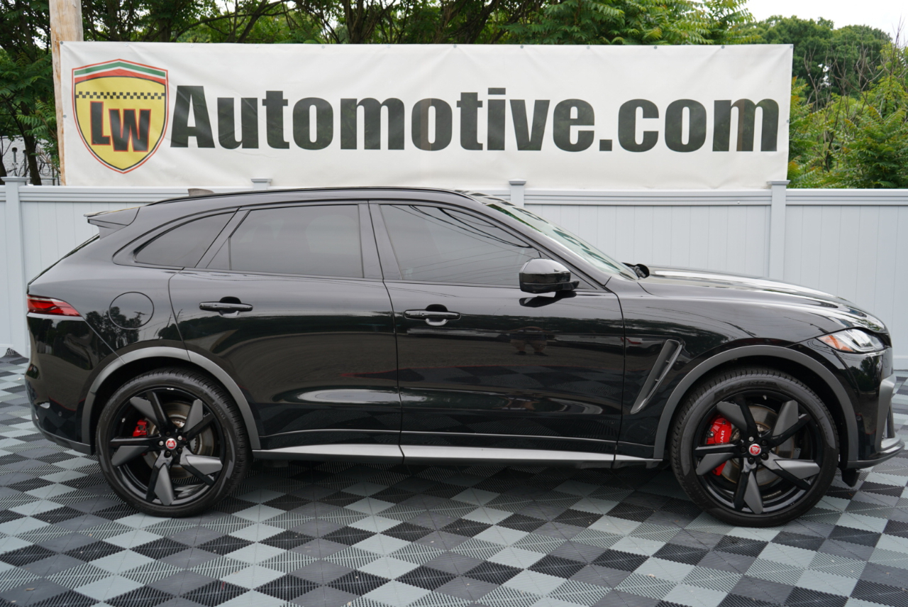 Jaguar F-Pace SVR AWD 2021