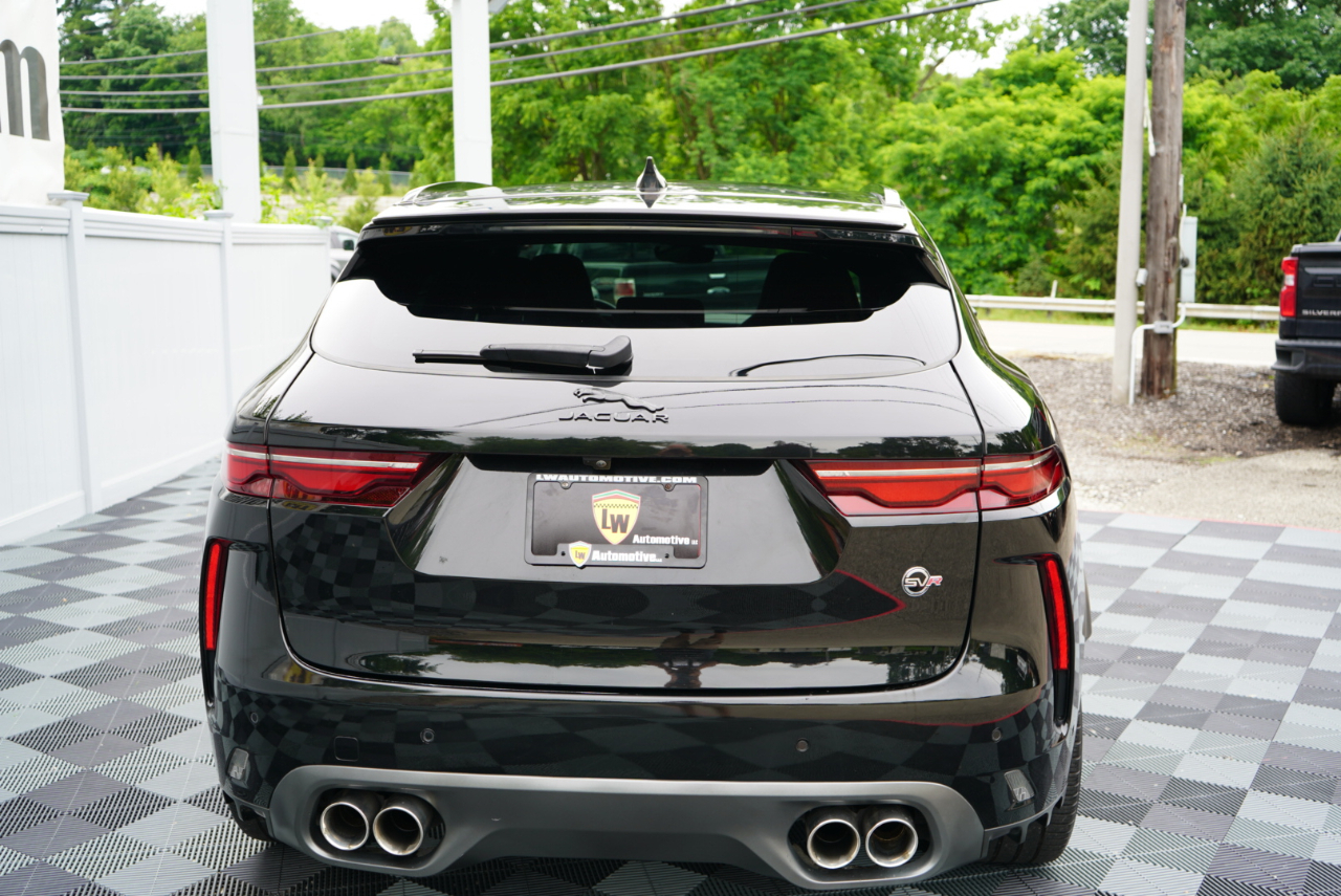 Jaguar F-Pace SVR AWD 2021